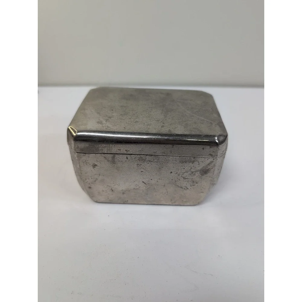 Vintage Trinket Box with Lid Silver Tone Metal‎